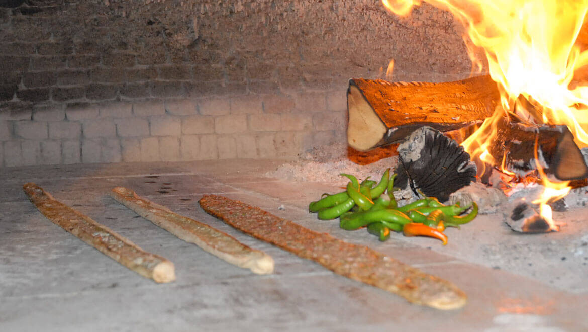 MYA Etli Ekmek Lokantası Keçiören Arabaşı Mevlana Pide Bıçak Arası Pide Kaşarlı Pide Sütlaç